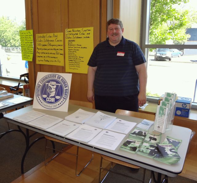 CCHR Steve Pearce CCHR table